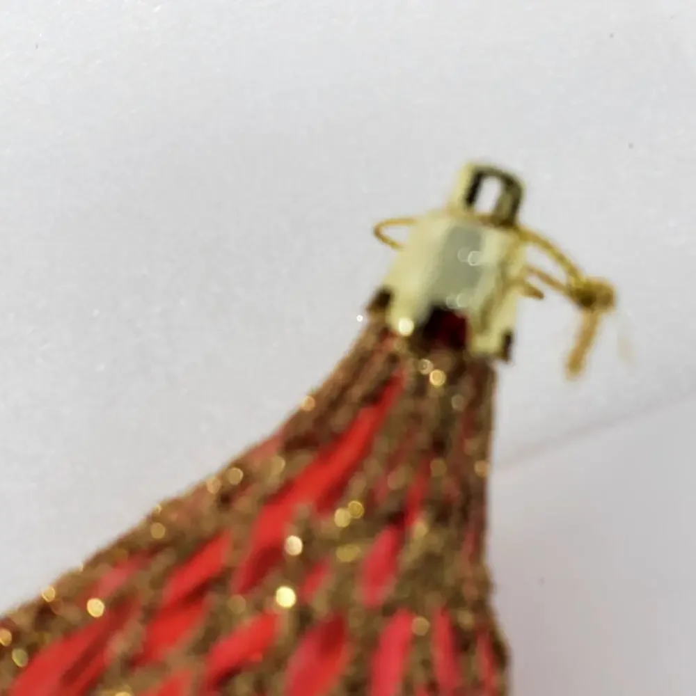 Raz Imports Plastic Waffle lightweight lot of Red & Gold Holiday Ornament Set 7